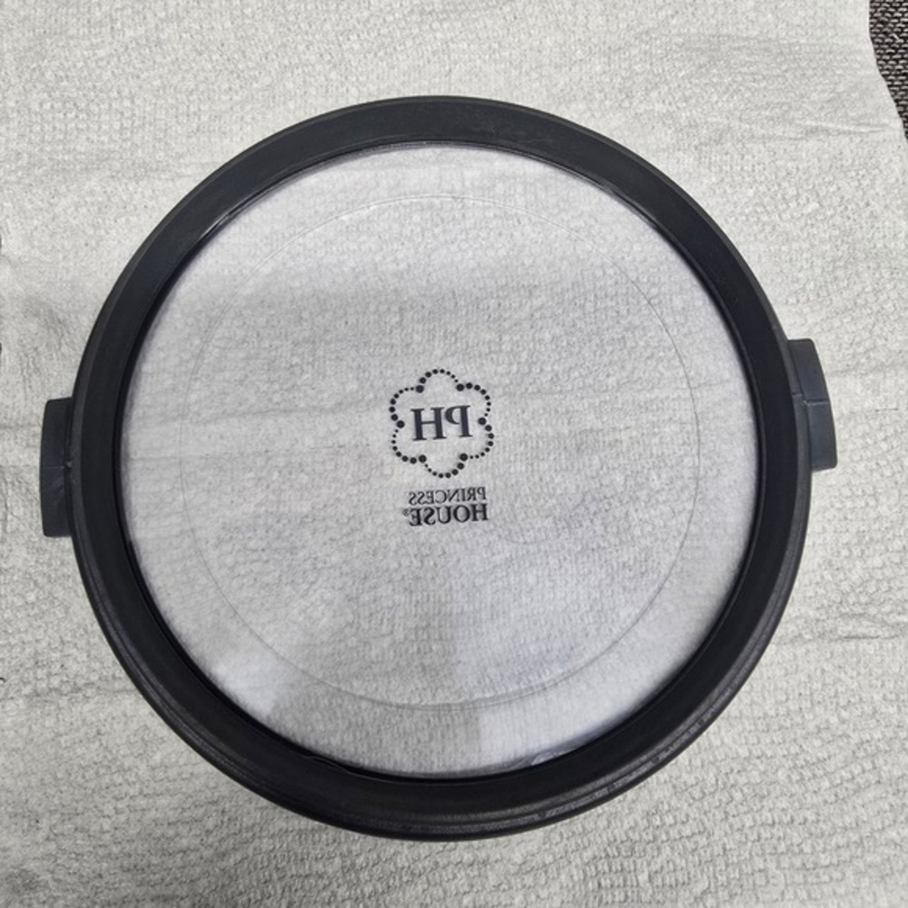 Princess‎ House Replacement Lid 8.75"  Silicone Rim Black Excellent Condition